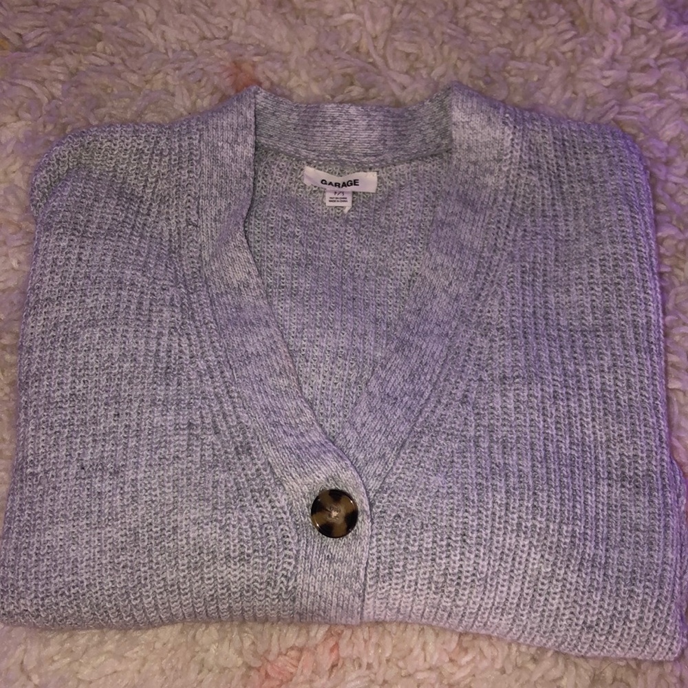 Low V-neck, 3 button sweater! (Cropped kind of)
